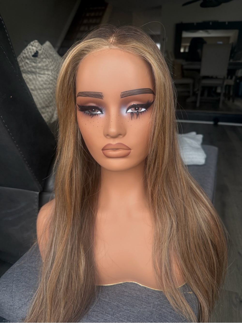 Rina Sheitel Lace top Human Hair Medium 
23 inches